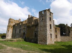 lassay-les-chateaux 44842865671 o