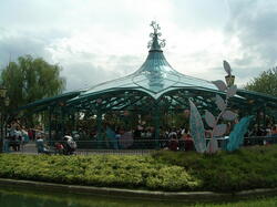 disneyland-paris 43291885185 o