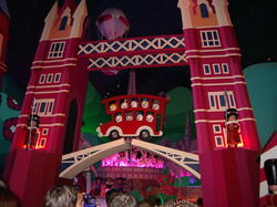 disneyland-paris 43292212685 o