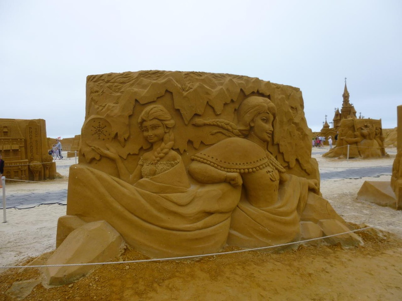 sculpture-de-sable-disney 43474937244 o