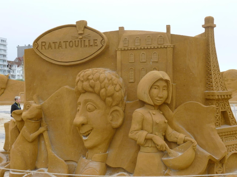 sculpture-de-sable-disney 44192403451 o