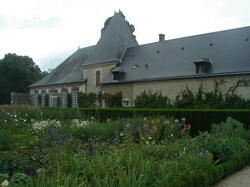 chateauloire148 43720959990 o