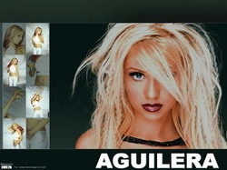 ChristinaAguilera05