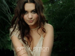EmilieSimon02