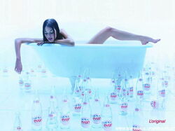 Evian02