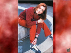 AlysonHannigan14