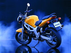 Suzuki SV650N